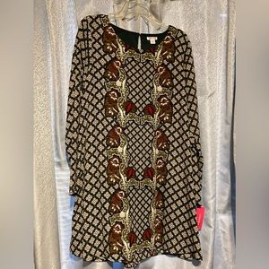 Long sleeve green and burgundy winter dress